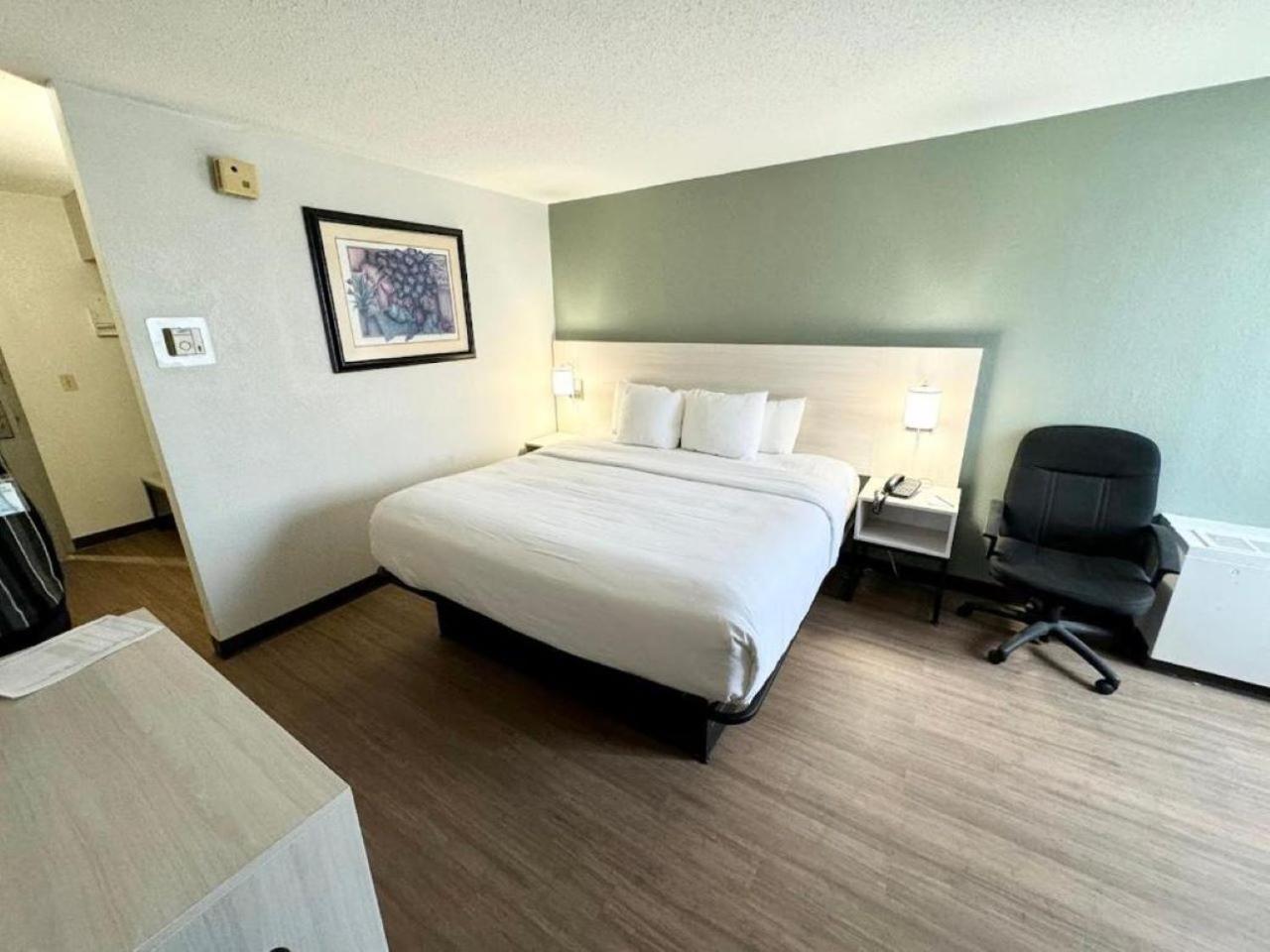 Quality Inn & Suites East Syracuse - Carrier Circle Εξωτερικό φωτογραφία
